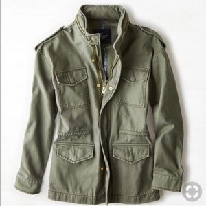 American Eagle Utility Field Jacket Army Green Military Style.